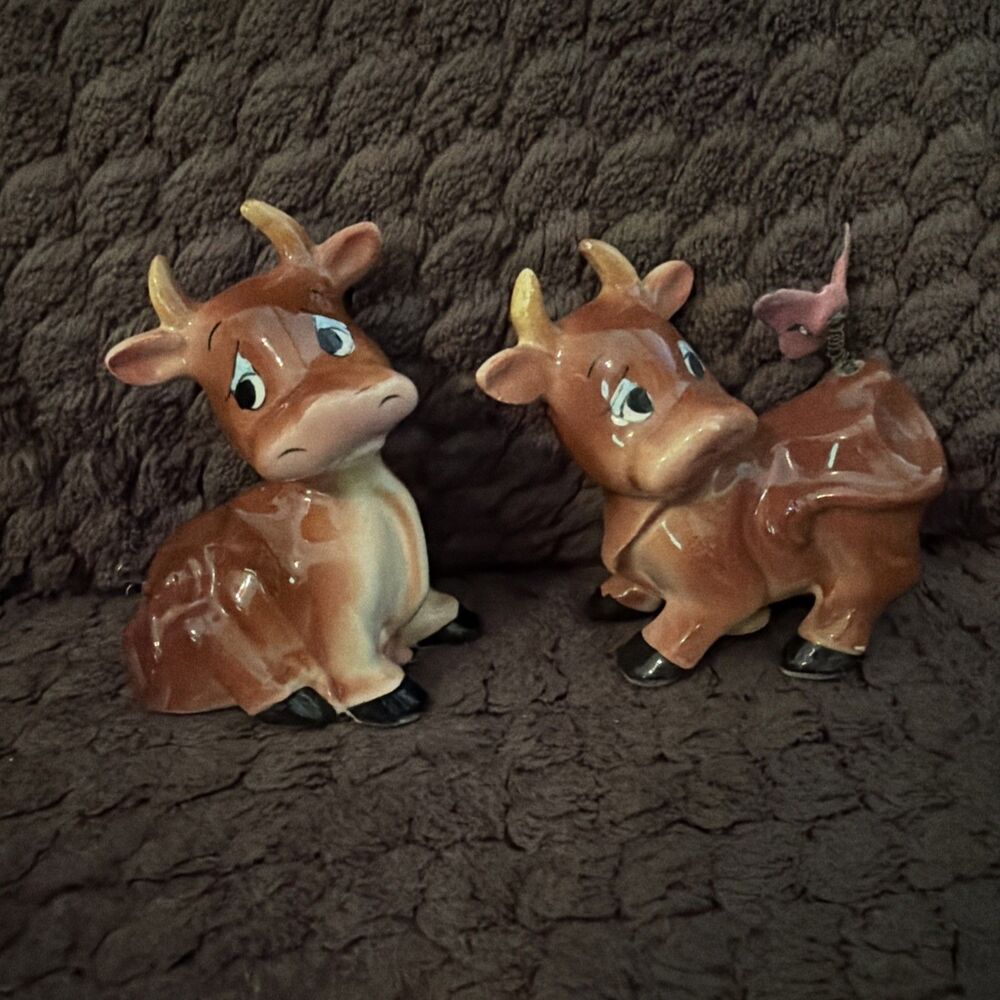 Vintage Norcrest Cow Bull Anthropomorphic Salt Pepper Shaker Set Porcelain Japan
